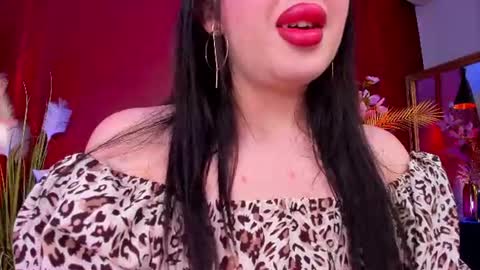 Snapshot of mayzzi chatting on July 18, 2026, 7:39 pm MayaLevi online show from July 18, 2026, 7:39 pm