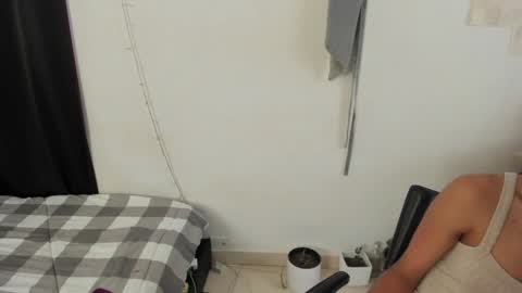 mazikeen_18 online show from February 3, 2025, 3:38 pm