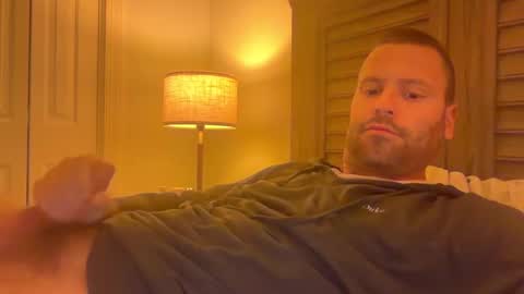 Snapshot of mbnc chatting on November 22, 2025, 6:45 am lol online show from November 22, 2025, 6:45 am