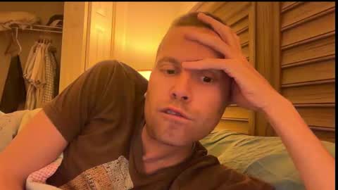 Snapshot of mbnc chatting on November 25, 2025, 2:44 am lol online show from November 25, 2025, 2:44 am