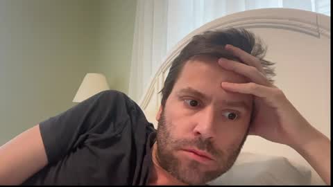 Snapshot of mbnc chatting on April 4, 2026, 3:53 pm lol online show from April 4, 2026, 3:53 pm