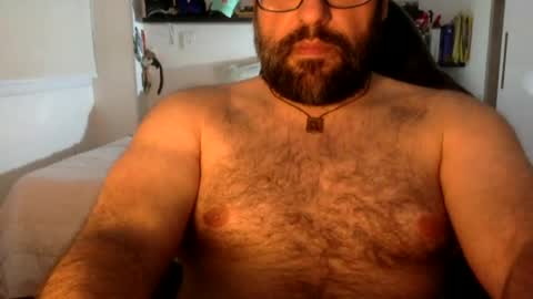 Snapshot of mbotve chatting on June 19, 2026, 5:45 am VzlaMan online show from June 19, 2026, 5:45 am
