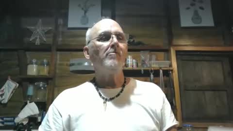 Snapshot of mbravo420 chatting on November 29, 2025, 12:57 am mbravo420 online show from November 29, 2025, 12:57 am