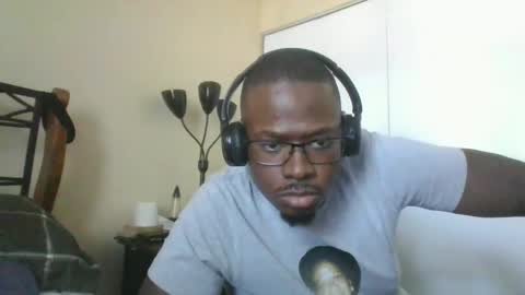 Mark online show from September 14, 2025, 8:41 pm