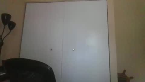 Mark online show from October 25, 2025, 8:58 pm