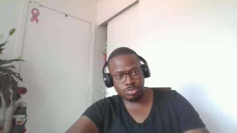 Mark online show from November 25, 2025, 7:03 pm