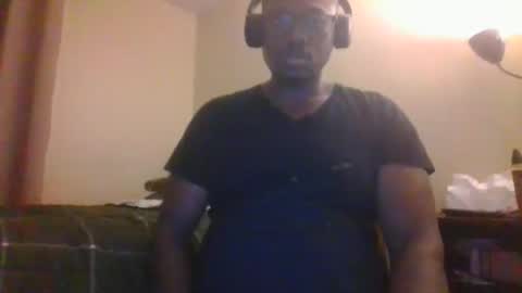 Mark online show from December 2, 2025, 3:23 am