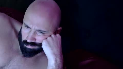 Snapshot of mc_bater chatting on October 21, 2025, 10:21 pm mc_bater online show from October 21, 2025, 10:21 pm