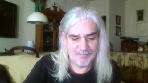 Snapshot of mc_manu chatting on December 24, 2024, 7:33 pm Manu online show from December 24, 2024, 7:33 pm