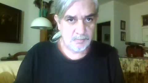 Snapshot of mc_manu chatting on December 28, 2024, 1:08 am Manu online show from December 28, 2024, 1:08 am