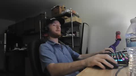 mcchoopyy online show from October 3, 2025, 4:42 am