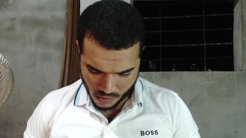 Snapshot of mcgregor_sexhot chatting on January 3, 2025, 2:32 am Mcgregor online show from January 3, 2025, 2:32 am