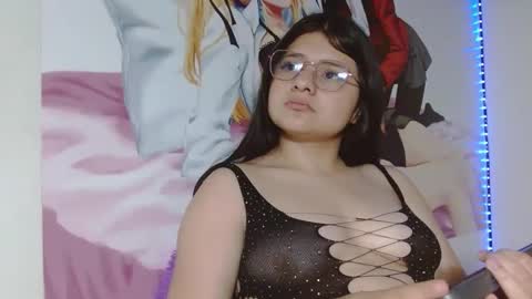 Snapshot of mckennahot303av chatting on March 10, 2025, 2:37 pm mackenna av online show from March 10, 2025, 2:37 pm