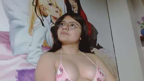 Snapshot of mckennahot303av chatting on March 11, 2025, 5:24 pm mackenna av online show from March 11, 2025, 5:24 pm