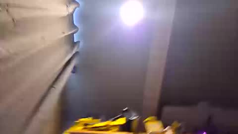 mclovinmackay online show from October 19, 2025, 5:24 pm