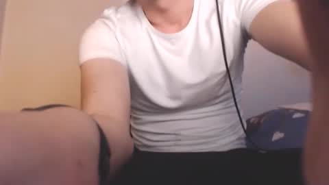 Snapshot of mcmike_es chatting on December 7, 2024, 11:51 am Mike online show from December 7, 2024, 11:51 am