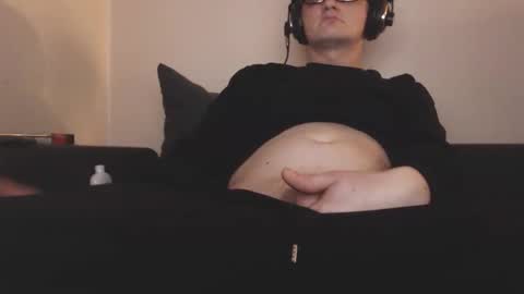 Snapshot of mcmike_es chatting on December 30, 2024, 12:09 pm Mike online show from December 30, 2024, 12:09 pm