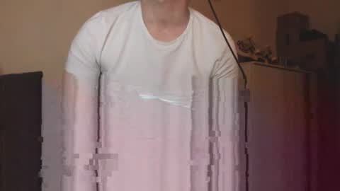 Snapshot of mcmike_es chatting on January 17, 2025, 9:06 pm Mike online show from January 17, 2025, 9:06 pm