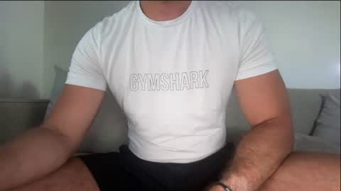 Snapshot of mcr8080 chatting on July 4, 2026, 6:41 am mcr8080 online show from July 4, 2026, 6:41 am