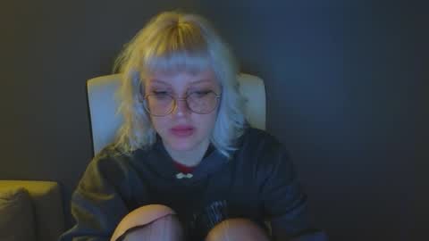Roze online show from May 13, 2026, 10:06 pm