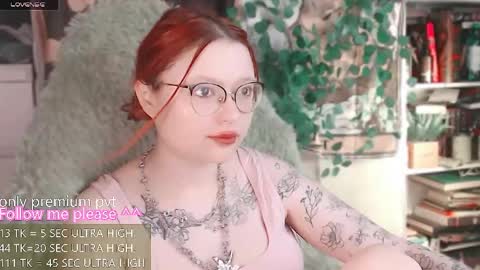 Snapshot of me_hanna chatting on May 24, 2026, 5:23 am Hanna online show from May 24, 2026, 5:23 am