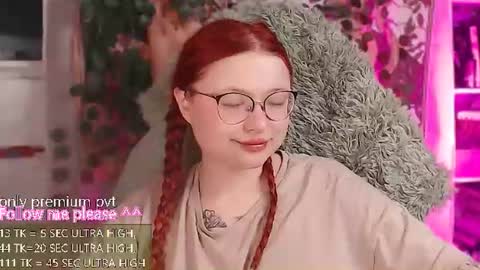 Snapshot of me_hanna chatting on June 15, 2026, 2:47 am Hanna online show from June 15, 2026, 2:47 am