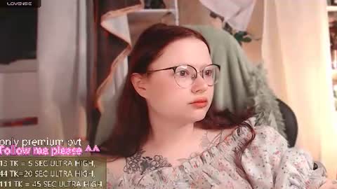 Snapshot of me_hanna chatting on June 30, 2026, 2:12 am Hanna online show from June 30, 2026, 2:12 am