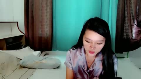 mea_mm19 online show from September 19, 2025, 1:40 am