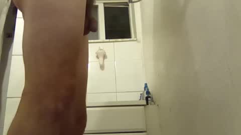 meaderd740870 online show from September 15, 2025, 9:42 am