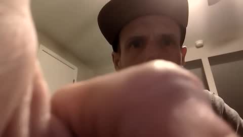 Jizzy online show from February 20, 2026, 6:19 am