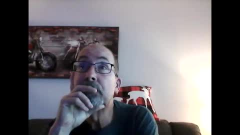 Snapshot of meathome3 chatting on December 30, 2024, 5:34 pm me at home online show from December 30, 2024, 5:34 pm