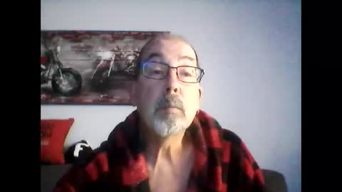 Snapshot of meathome3 chatting on January 10, 2026, 3:14 pm me at home online show from January 10, 2026, 3:14 pm