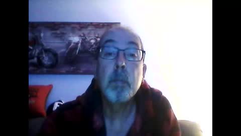 Snapshot of meathome3 chatting on January 11, 2026, 12:32 pm me at home online show from January 11, 2026, 12:32 pm