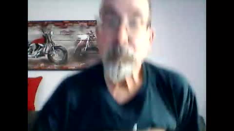 Snapshot of meathome3 chatting on March 15, 2026, 6:36 pm me at home online show from March 15, 2026, 6:36 pm