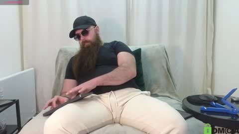 Meaty Roll online show from February 6, 2025, 12:11 am