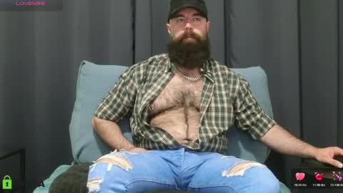 Meaty Roll online show from April 24, 2026, 2:36 am