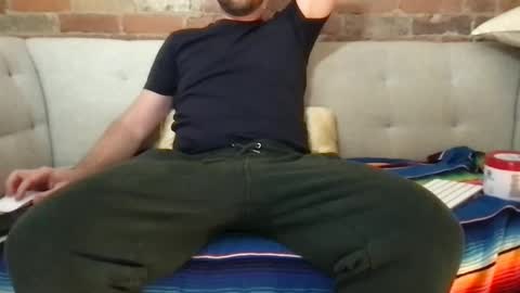 Snapshot of mecc2c chatting on December 25, 2024, 2:35 am mecc2c online show from December 25, 2024, 2:35 am