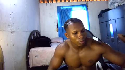 Snapshot of medellinblacx chatting on December 10, 2024, 7:43 pm medellinblacx online show from December 10, 2024, 7:43 pm