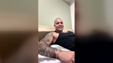 filippoae online show from March 30, 2026, 1:17 am