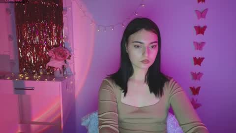 Dina online show from March 5, 2025, 4:35 pm