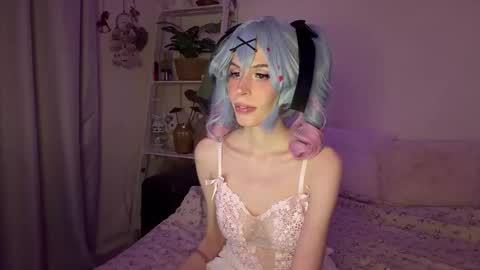 Nicole online show from March 10, 2026, 6:24 pm