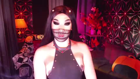 THE QUEEN ALPHA   Queen Medusa Prey online show from March 10, 2025, 3:41 pm