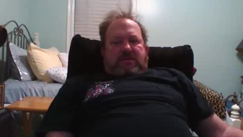 Snapshot of meech1970 chatting on May 18, 2026, 9:26 am meech1970 online show from May 18, 2026, 9:26 am