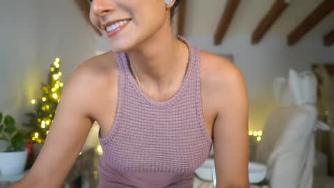 Snapshot of meegan1 chatting on December 20, 2024, 5:18 pm Andrea online show from December 20, 2024, 5:18 pm