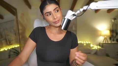 Snapshot of meegan1 chatting on January 23, 2025, 8:45 pm Andrea online show from January 23, 2025, 8:45 pm