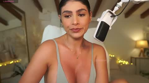 Snapshot of meegan1 chatting on March 2, 2025, 2:19 am Andrea online show from March 2, 2025, 2:19 am