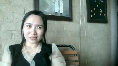meena_11 online show from April 28, 2026, 4:17 am