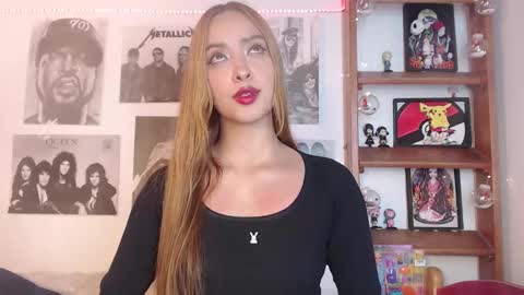 Snapshot of meeowlody chatting on January 20, 2025, 10:37 pm Emily online show from January 20, 2025, 10:37 pm