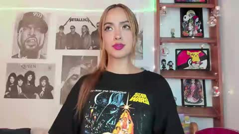 Snapshot of meeowlody chatting on March 4, 2025, 10:16 pm Emily online show from March 4, 2025, 10:16 pm