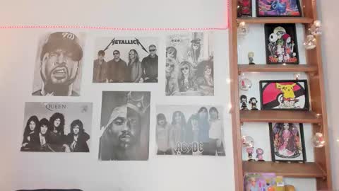 Snapshot of meeowlody chatting on September 8, 2025, 8:30 pm Emily online show from September 8, 2025, 8:30 pm